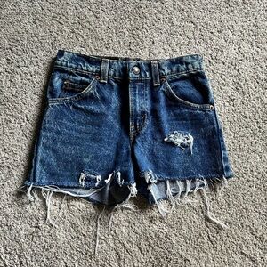 Vintage Levi’s Orange Tab Womens Size 25 (24 Actual) Shorts Cut Off Raw Hem 90’s